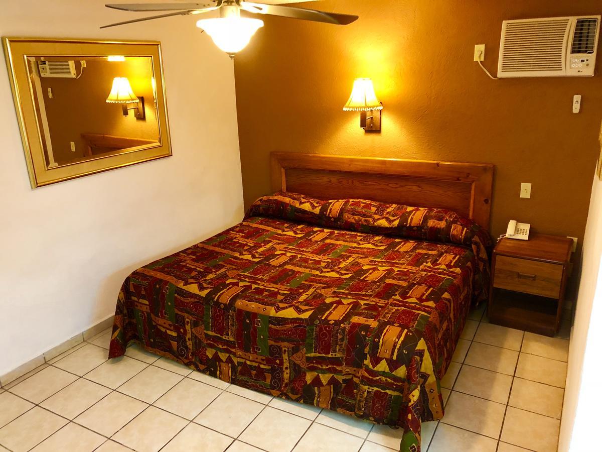 Hotel Posadas Del Ryal Ciudad Constitución Kültér fotó